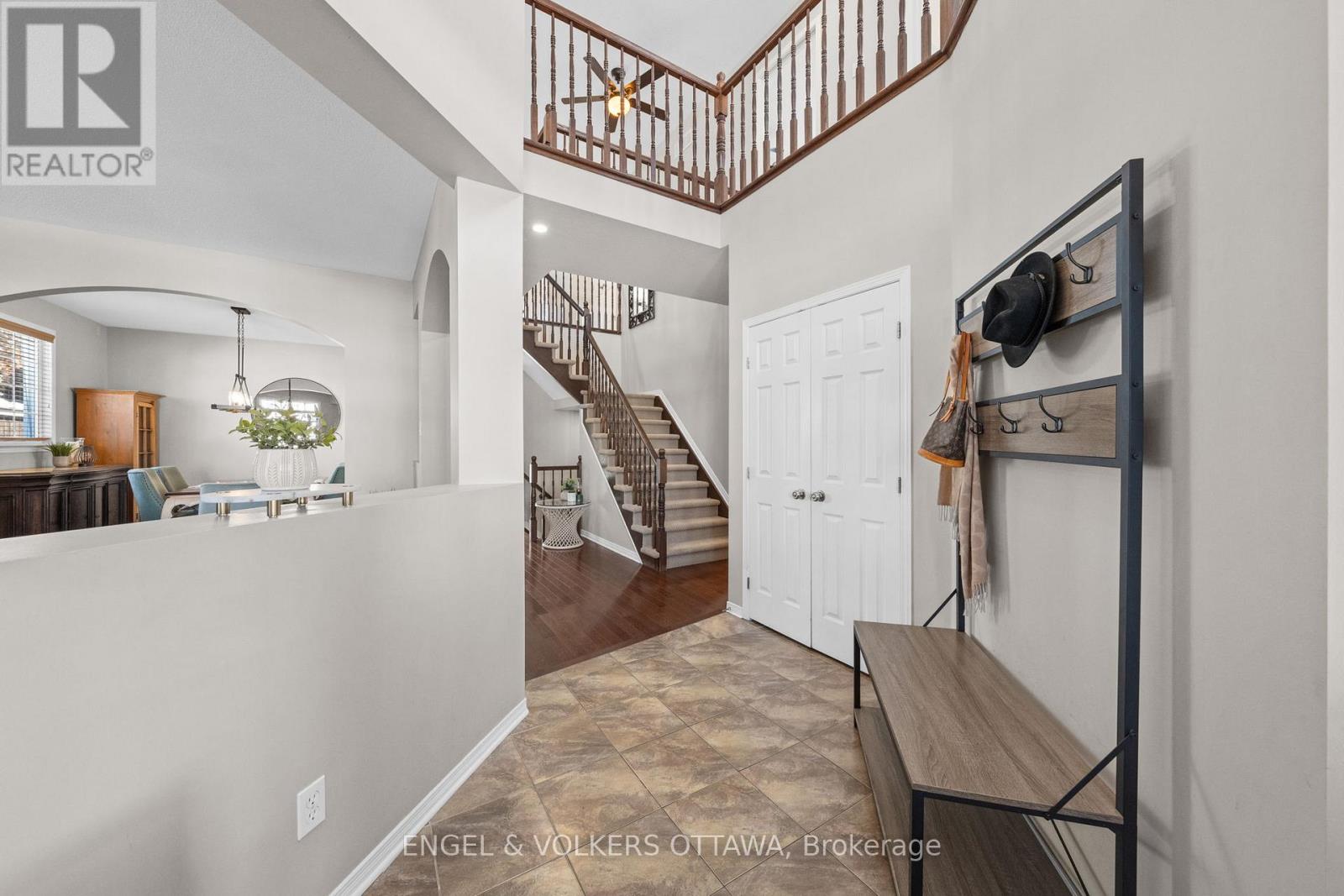 406 Keith Crescent, Ottawa, Ontario  K1W 0A2 - Photo 5 - X12731658