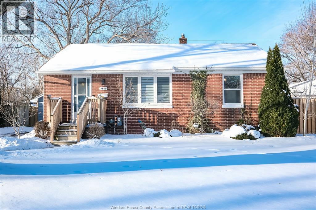 MLS# 26001991: 3465 LONGFELLOW, Windsor, Canada