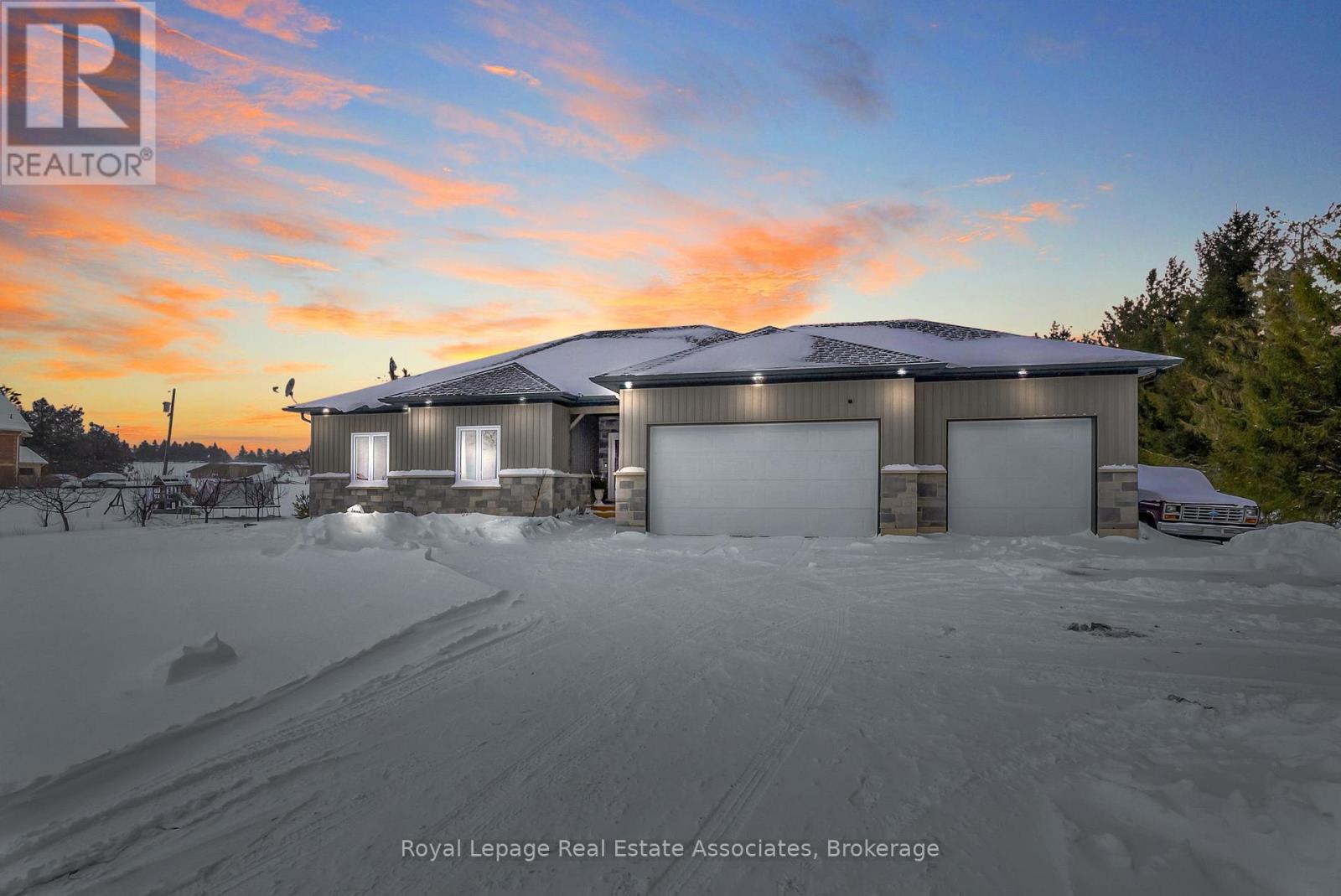 706183 County Rd 21, Mulmur, Ontario  L9V 0W4 - Photo 2 - X12731514