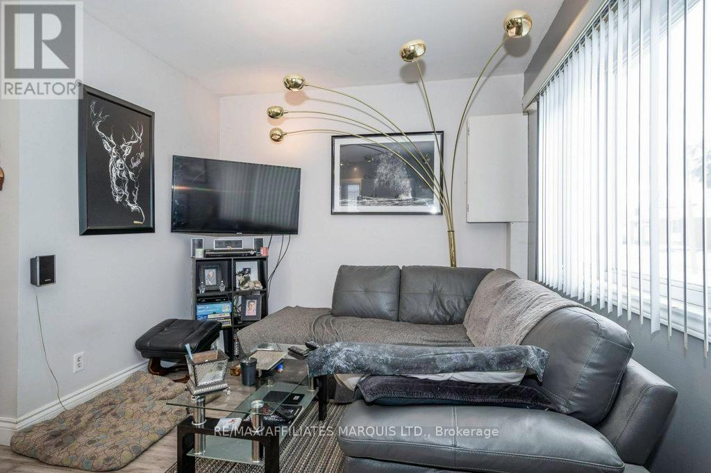 25 Church Street, North Stormont, Ontario  K0C 1W0 - Photo 5 - X12275177