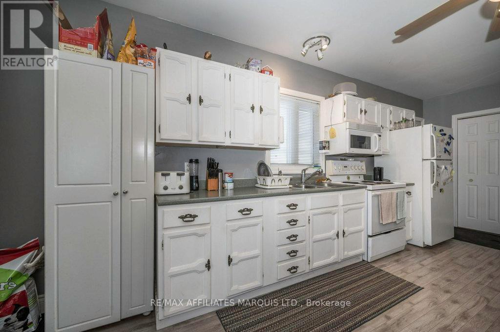 25 Church Street, North Stormont, Ontario  K0C 1W0 - Photo 8 - X12275177