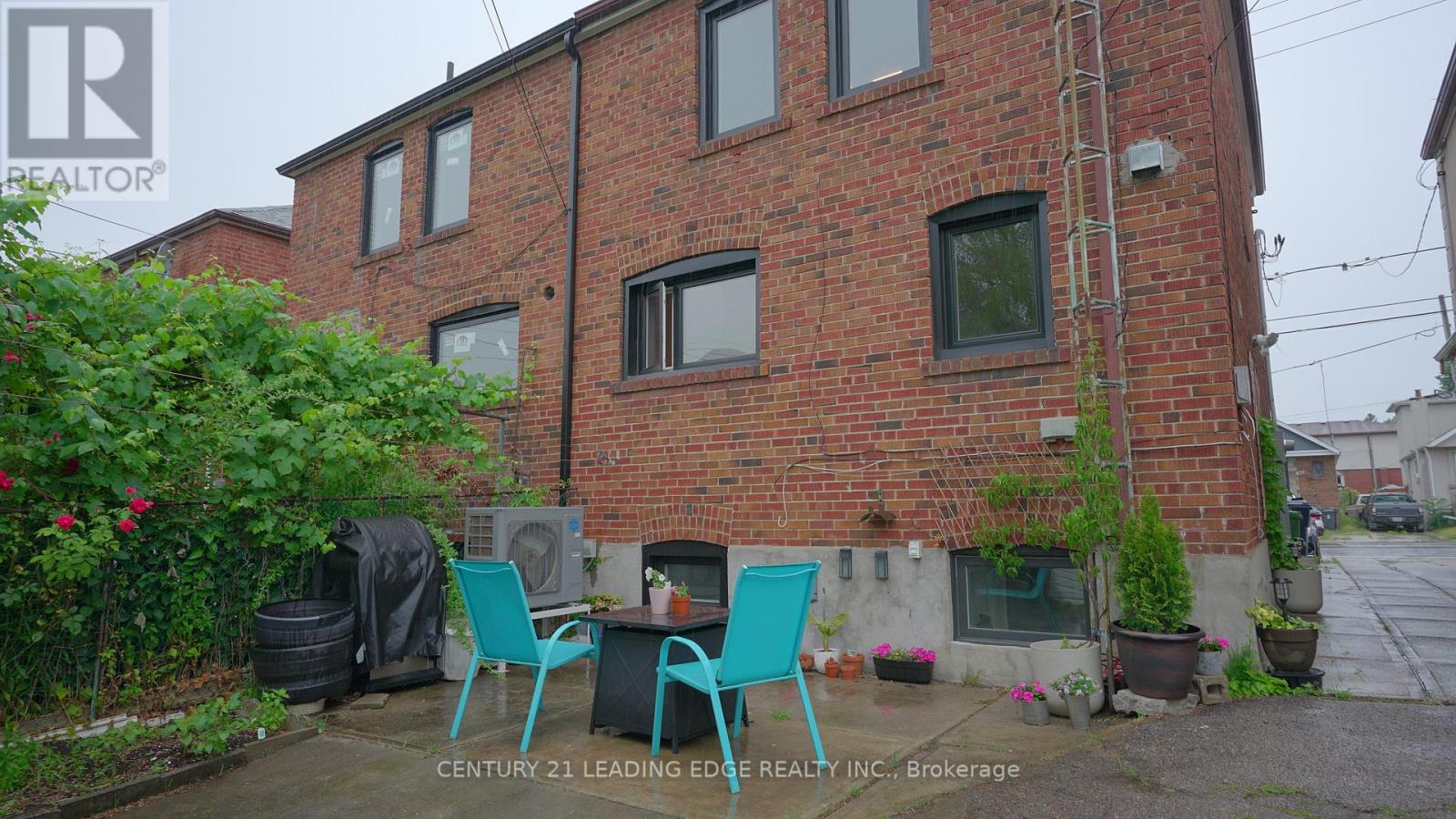 B - 491 Cosburn Avenue, Toronto, Ontario  M4J 2N7 - Photo 12 - E12731670