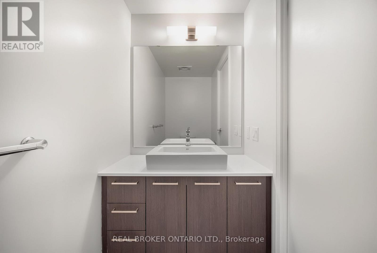 326 - 4800 Highway 7, Vaughan, Ontario  L4L 1H8 - Photo 20 - N12731610