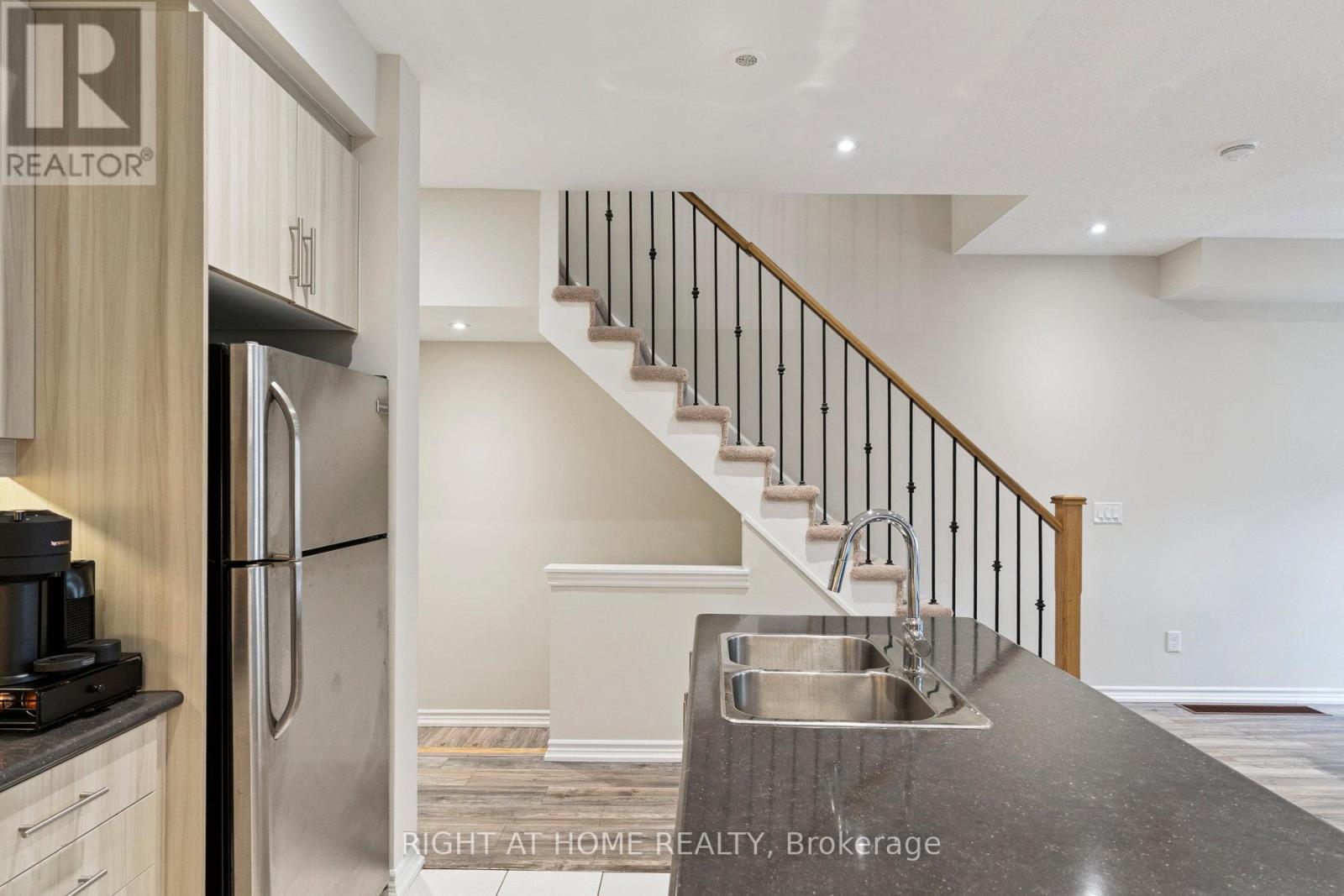 30 Boadway Crescent, Whitchurch-Stouffville, Ontario  L4A 1Y2 - Photo 23 - N12731634