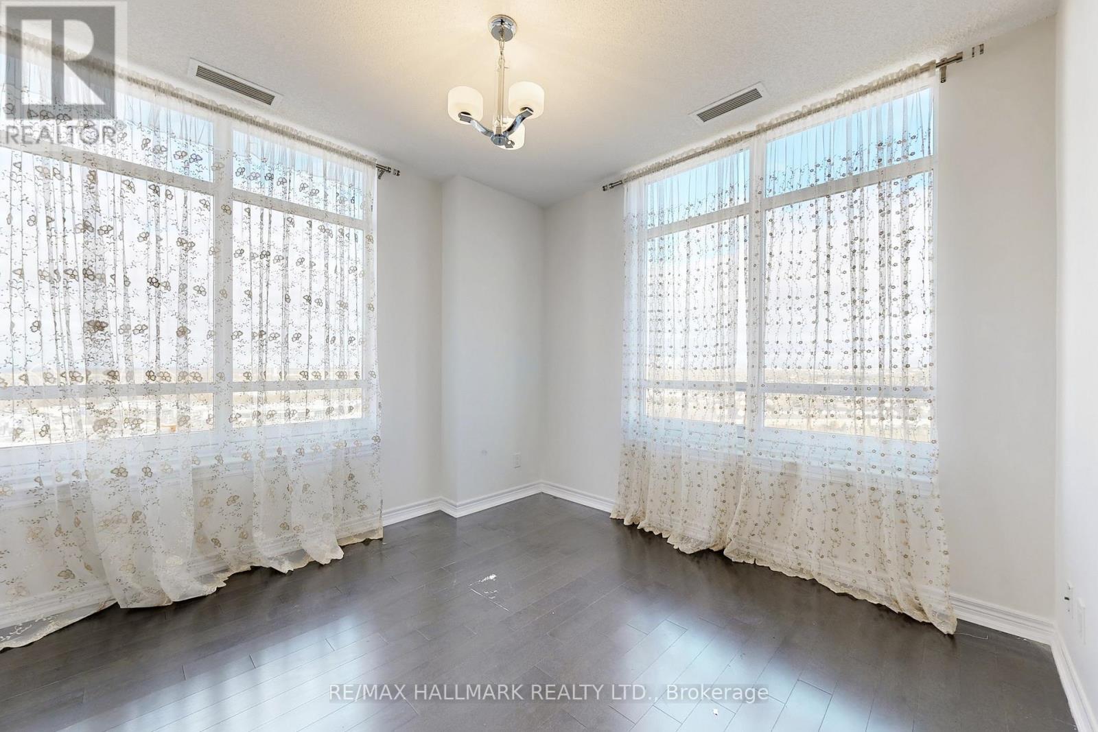 1705 - 9255 Jane Street, Vaughan, Ontario  L6A 0K1 - Photo 19 - N12731638