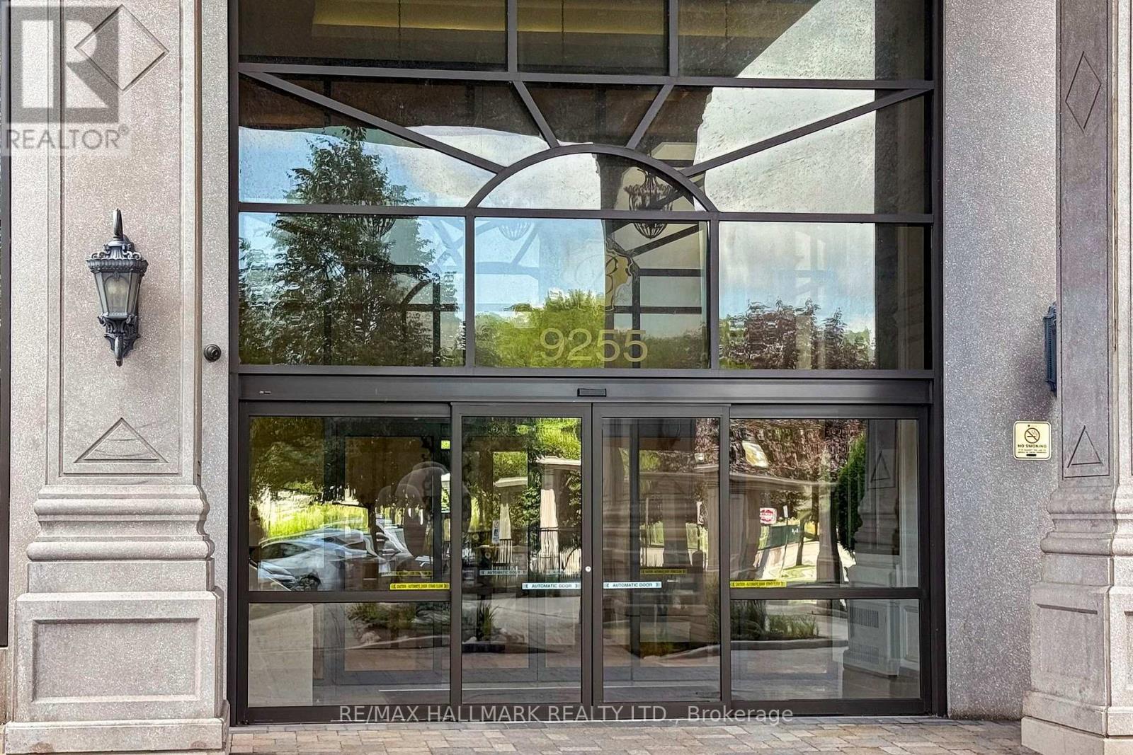 1705 - 9255 Jane Street, Vaughan, Ontario  L6A 0K1 - Photo 2 - N12731638