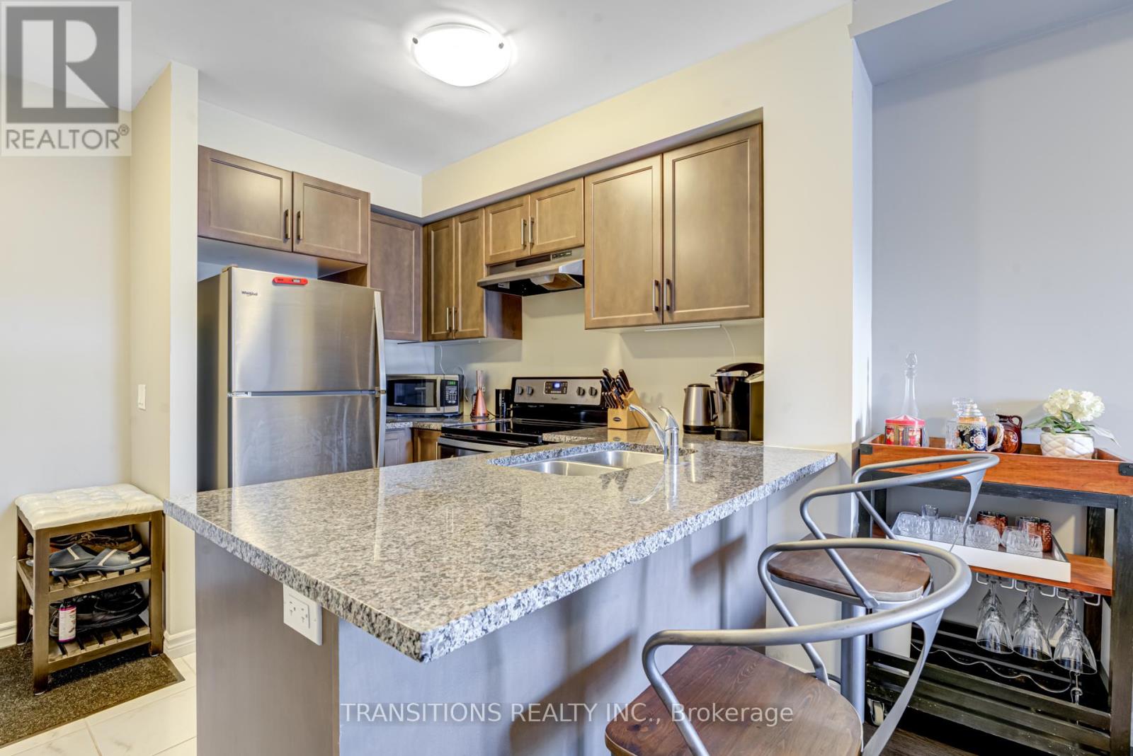 304 - 620 Sauve Street, Milton, Ontario  L9T 9A5 - Photo 5 - W12731620