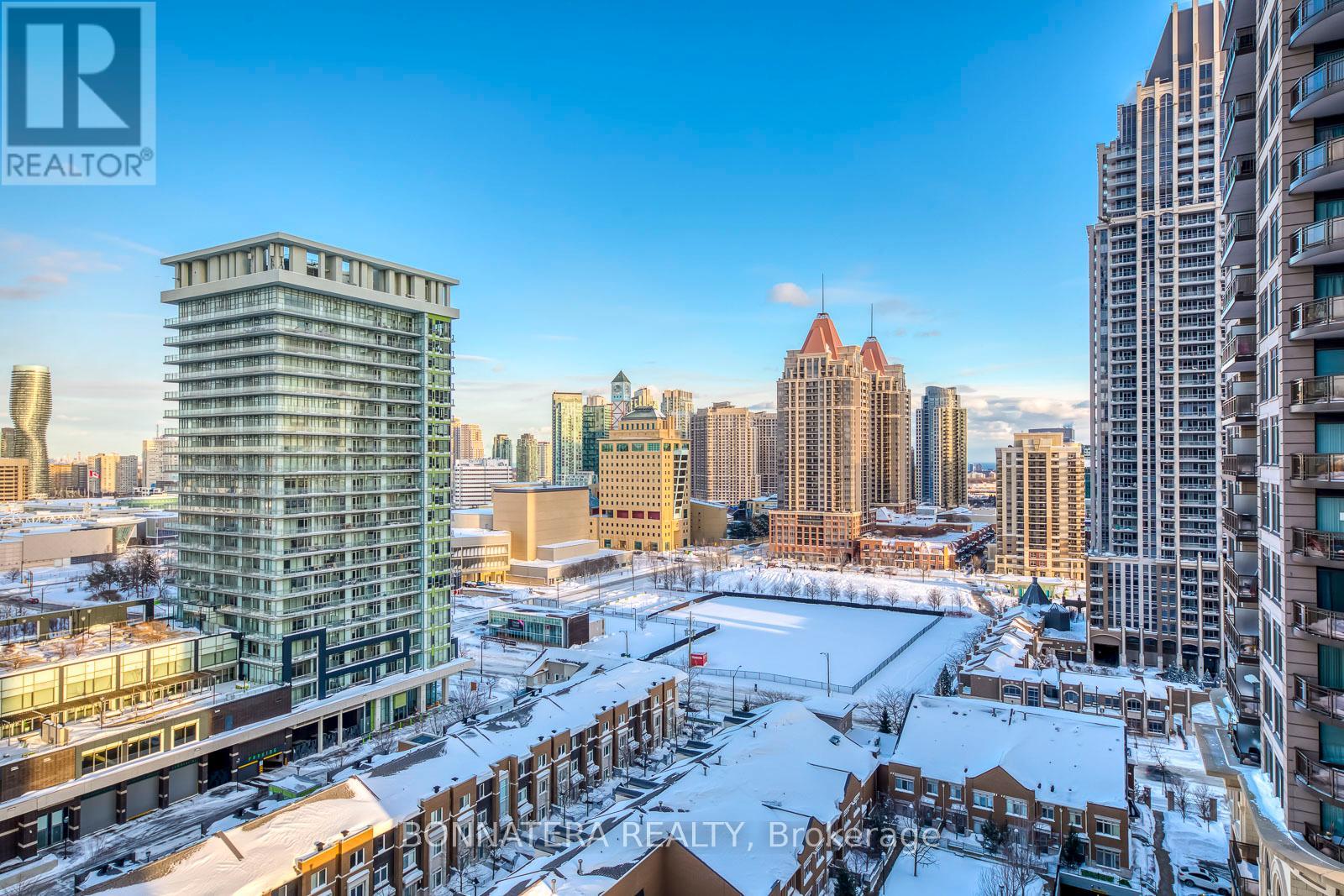 1304 - 395 Square One Drive, Mississauga, Ontario  L5B 0P6 - Photo 15 - W12731652