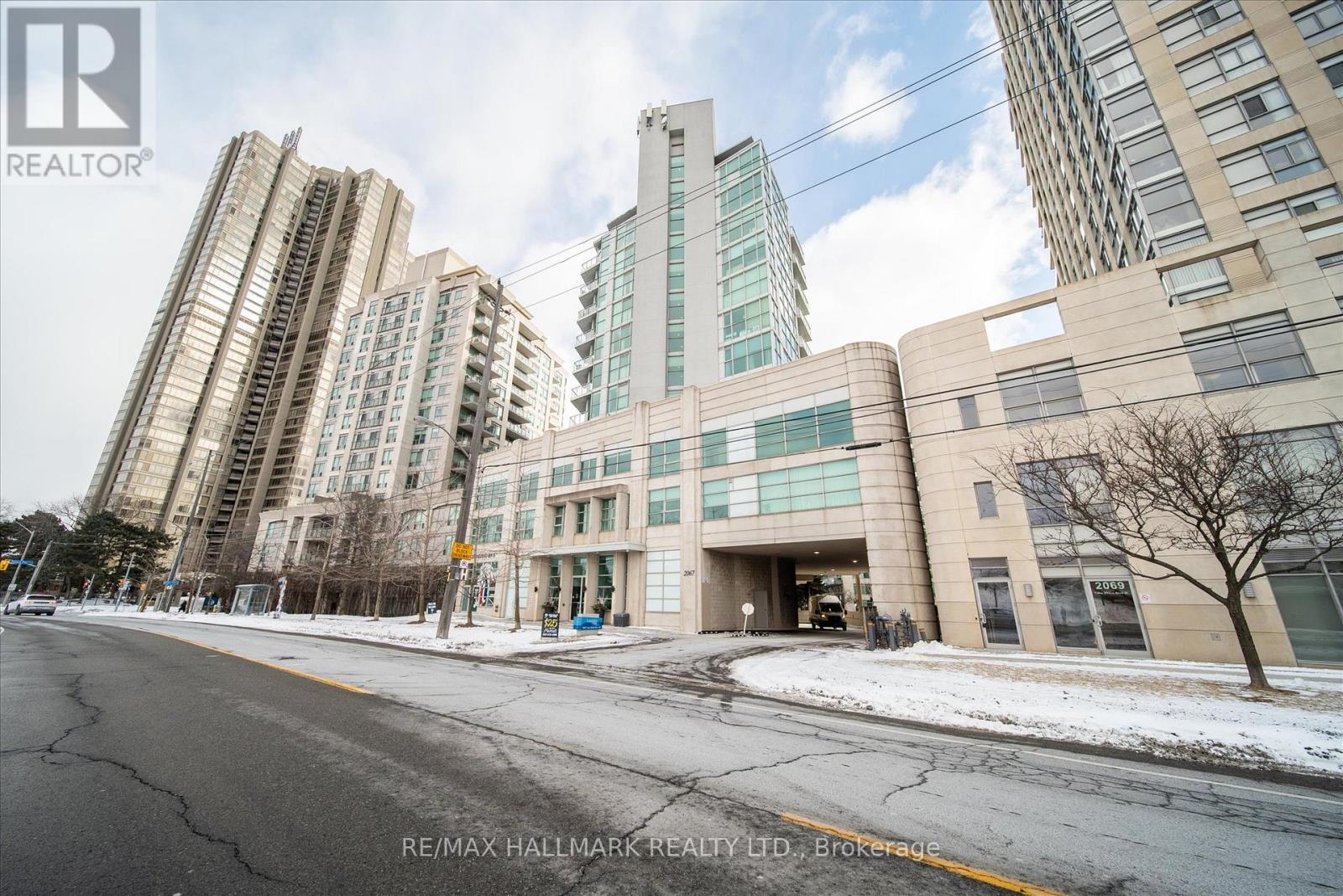 801 - 2067 Lake Shore Boulevard W, Toronto, Ontario  M8V 4B8 - Photo 2 - W12731660