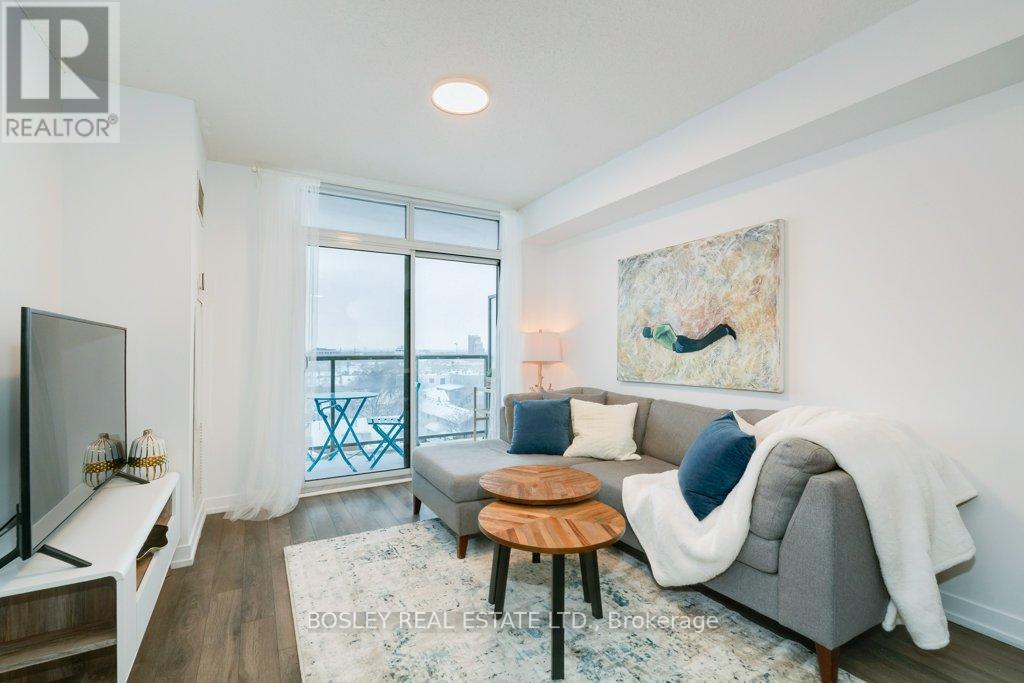 810 - 812 Lansdowne Avenue, Toronto, Ontario  M6H 4K5 - Photo 3 - W12731664