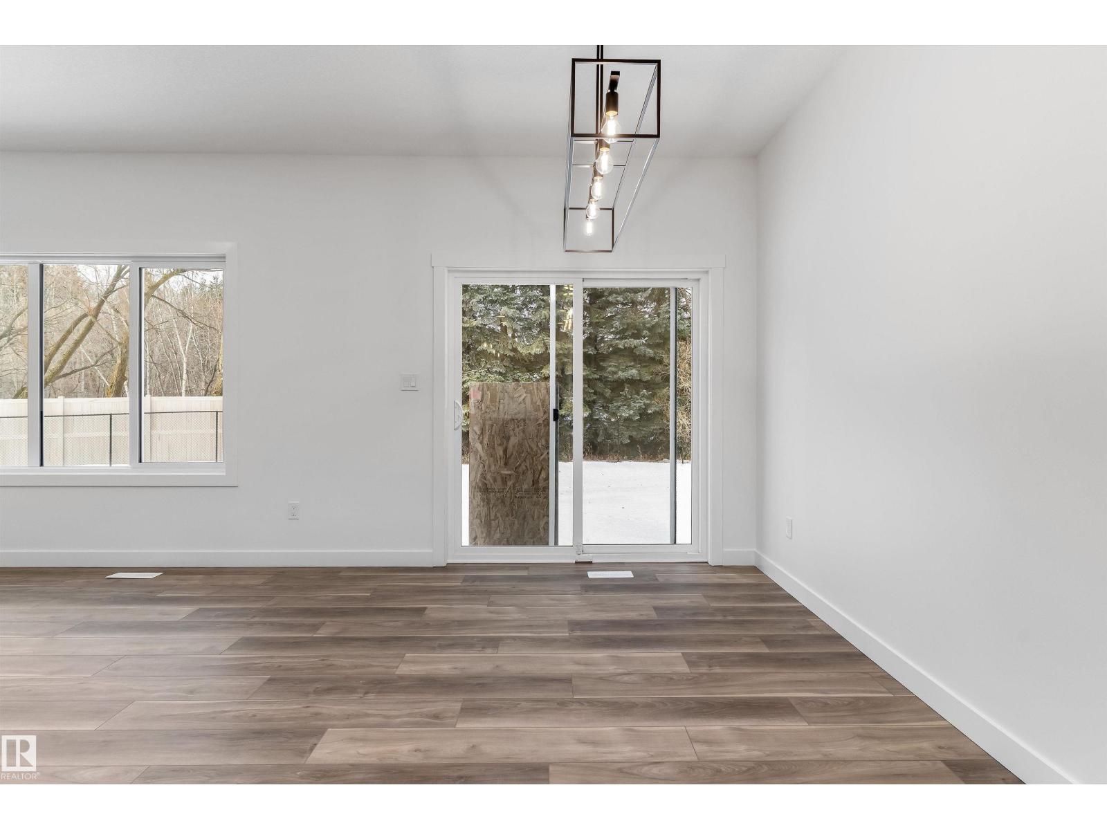 4236 208 St Nw, Edmonton, Alberta  T6M 3E9 - Photo 10 - E4470969