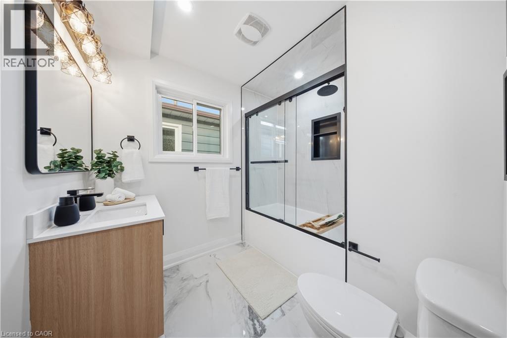 11 Garside Avenue S, Hamilton, Ontario  L8G 4A8 - Photo 9 - 40796909