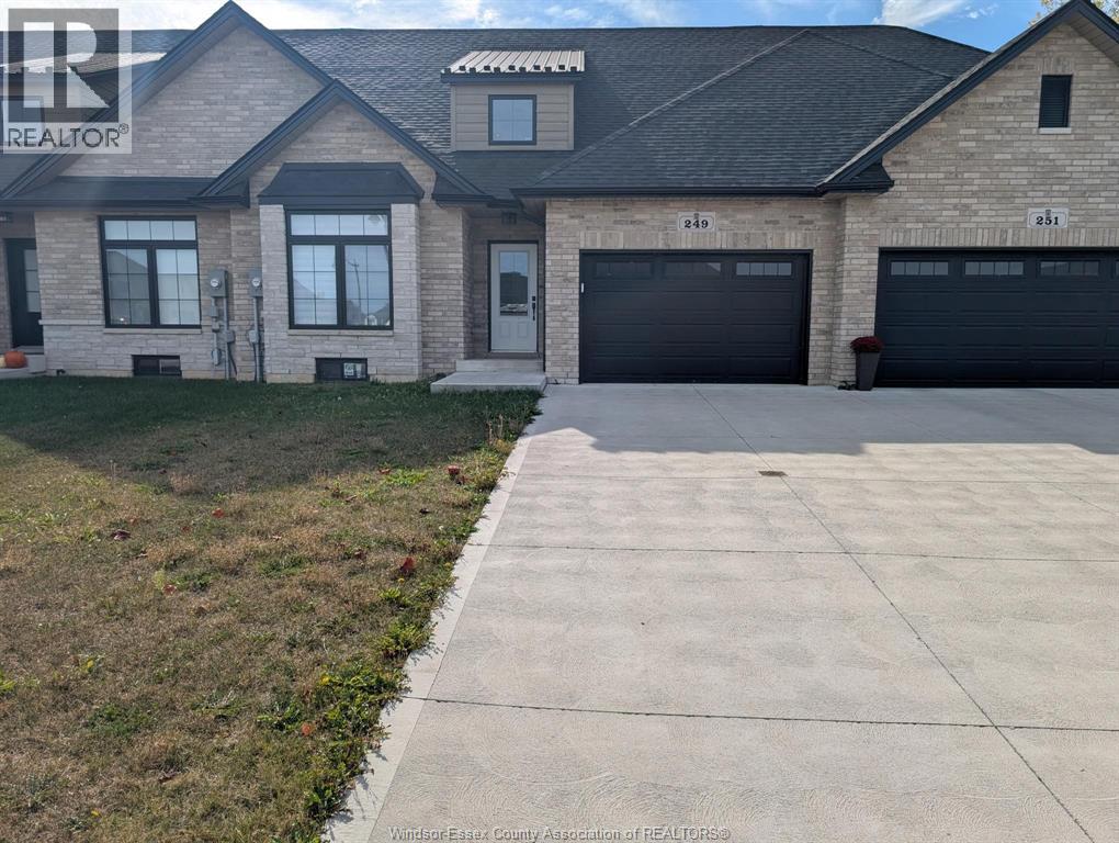 MLS# 26001993: 249 LIVINGSTONE CRESCENT, Amherstburg, Canada