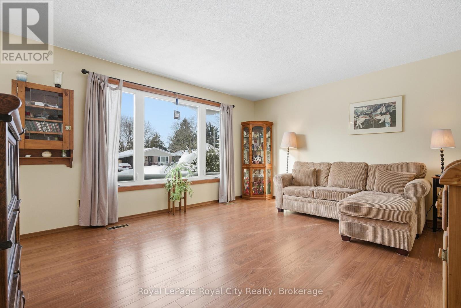 28 Mcilwraith Crescent, Guelph, Ontario  N1E 6J3 - Photo 6 - X12731740