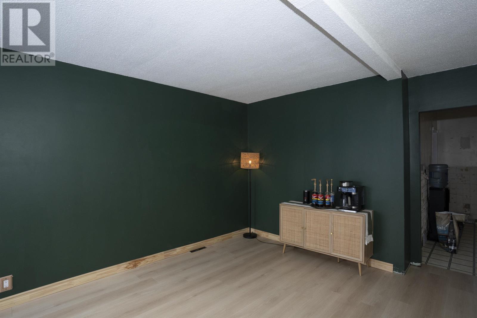 1311 Donald St E, Thunder Bay, Ontario  P7E 5W2 - Photo 4 - TB2600105