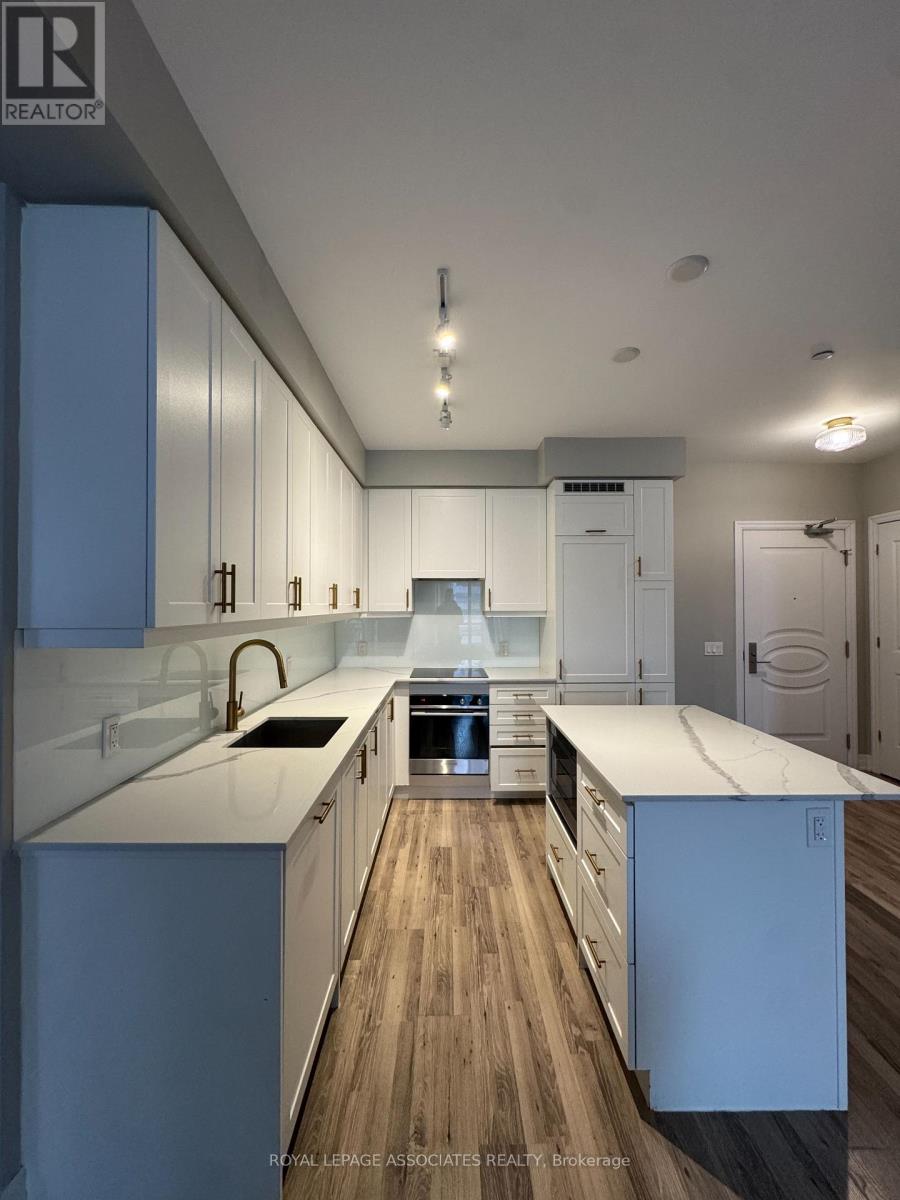 611 - 9075 Jane Street, Vaughan, Ontario  L4K 0L7 - Photo 2 - N12725616