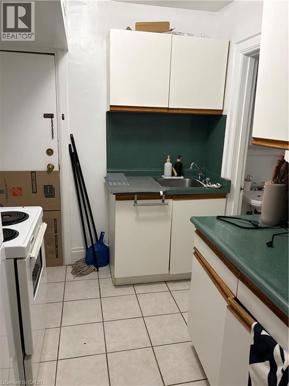 92 Sanford Avenue S Unit# 2, Hamilton, Ontario  L8M 2G8 - Photo 4 - 40801109