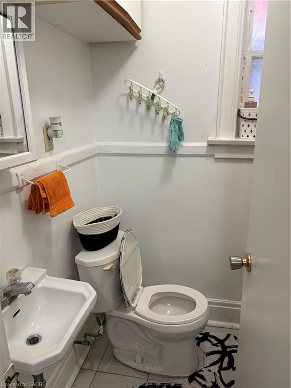 92 Sanford Avenue S Unit# 2, Hamilton, Ontario  L8M 2G8 - Photo 5 - 40801109