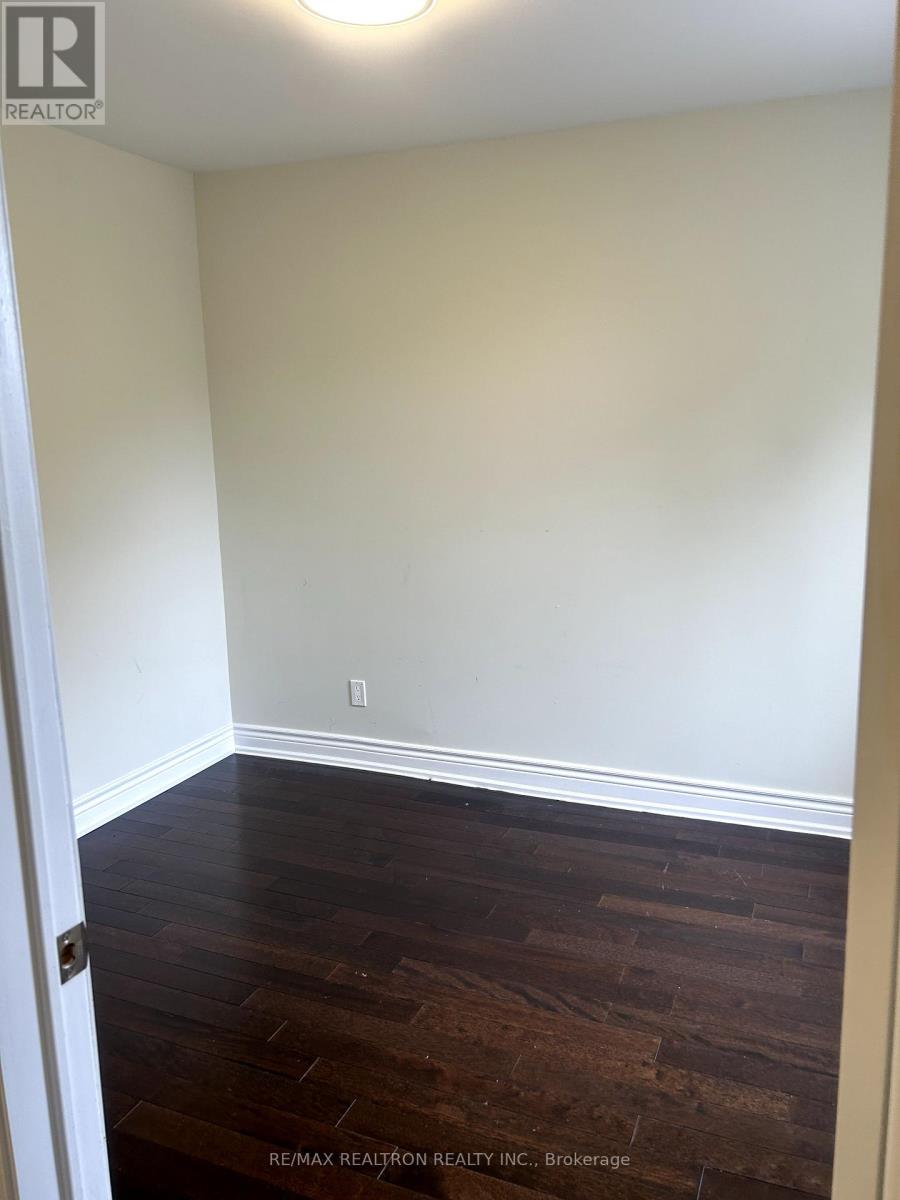 1 - 1311 Gerrard Street E, Toronto, Ontario  M4L 1Y8 - Photo 11 - E12386423