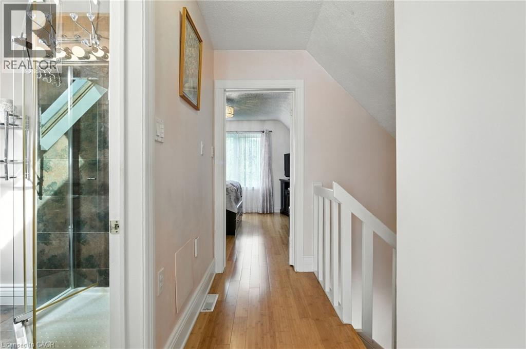 39 Clayburn Avenue, St. Catharines, Ontario  L2P 2T8 - Photo 15 - 40770990