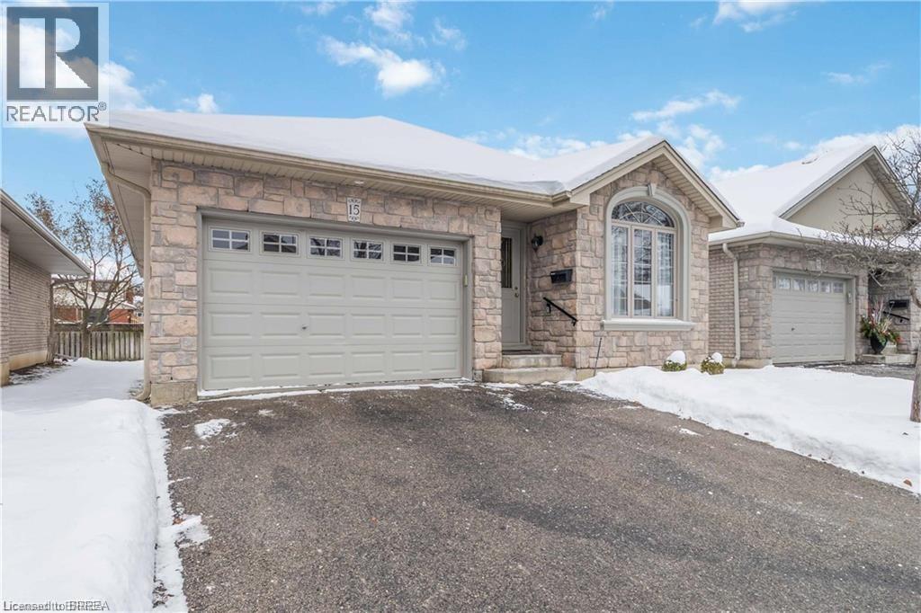 54 Glenwood Drive Unit# 15, Brantford, Ontario  N3S 3G6 - Photo 3 - 40801112