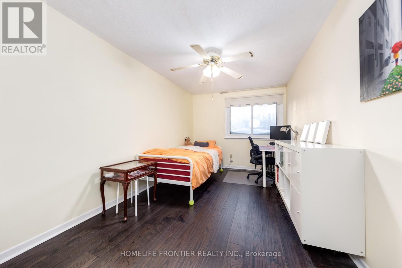 64 Flaming Roseway, Toronto, Ontario  M2N 5W8 - Photo 31 - C12731734