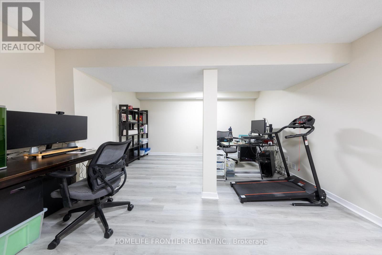 64 Flaming Roseway, Toronto, Ontario  M2N 5W8 - Photo 42 - C12731734