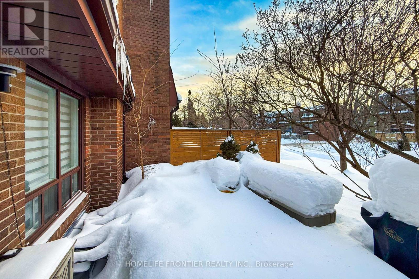 64 Flaming Roseway, Toronto, Ontario  M2N 5W8 - Photo 47 - C12731734