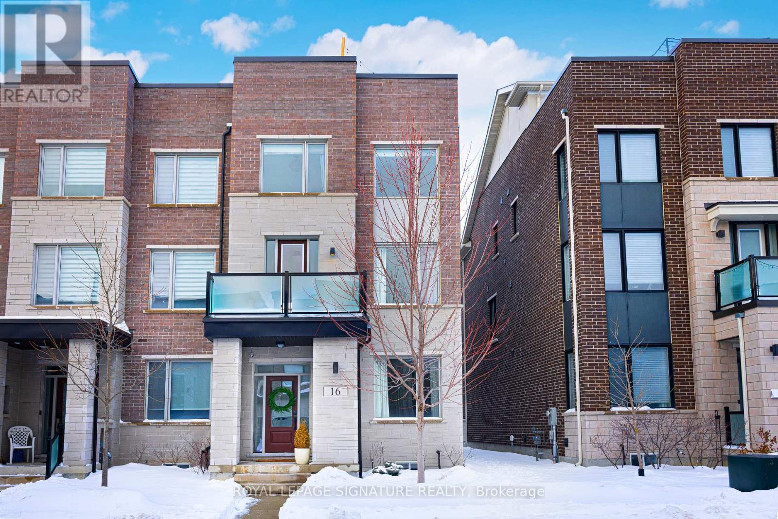 16 HOLLYHOCK COURT, Toronto, Ontario