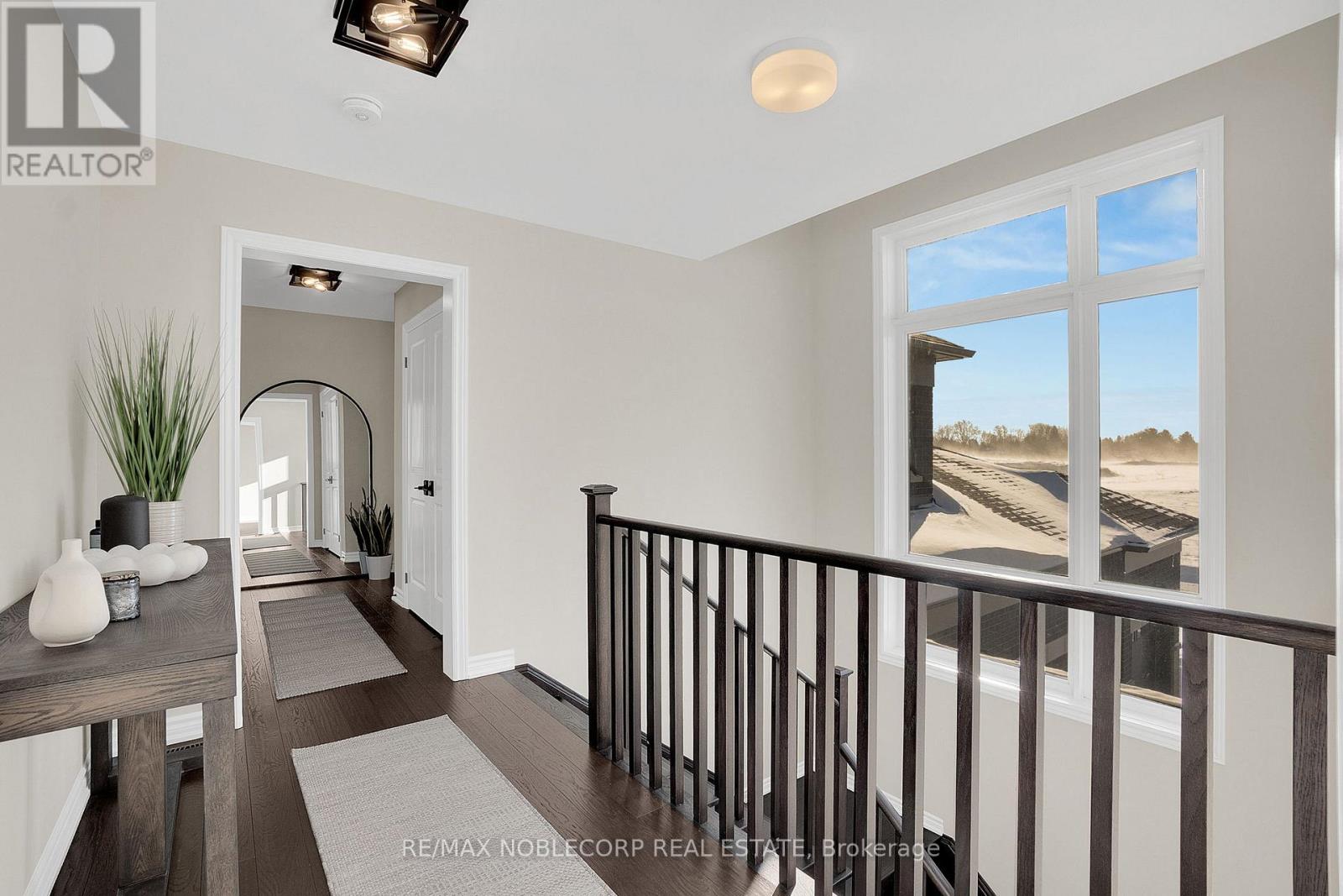 36 Felhazi Trail, Essa, Ontario  L3W 0A4 - Photo 25 - N12731738