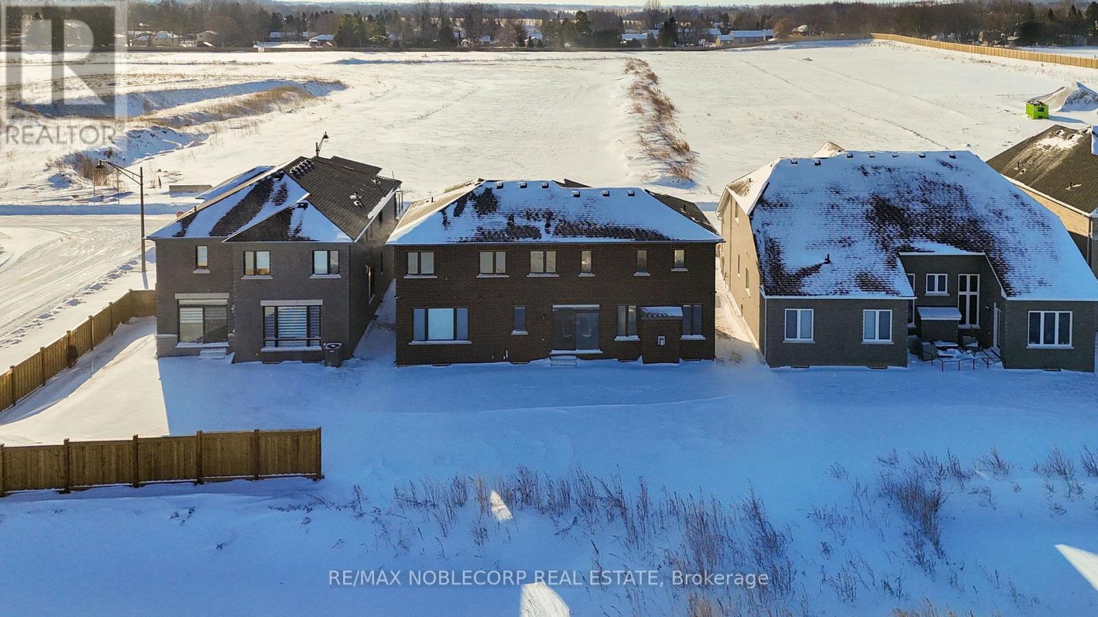 36 Felhazi Trail, Essa, Ontario  L3W 0A4 - Photo 39 - N12731738