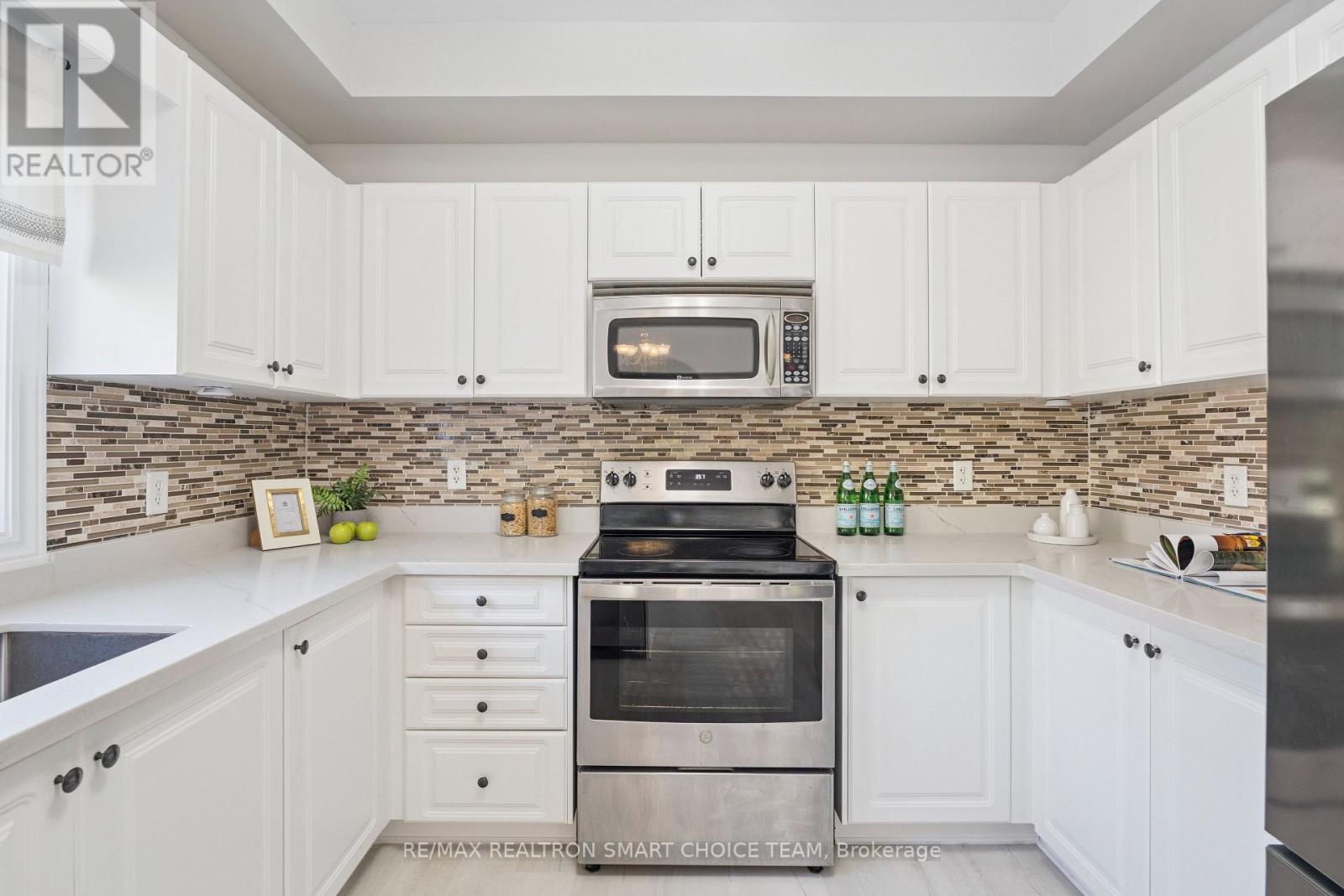 117 Miller Drive, Barrie, Ontario  L4N 9X2 - Photo 14 - S12731782