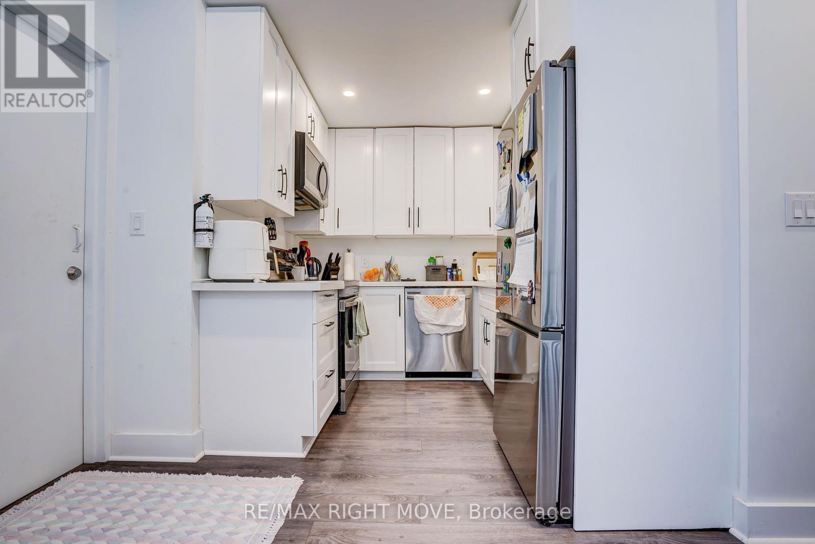 110 Mary Street, Orillia, Ontario  L3V 3E2 - Photo 8 - S12731784