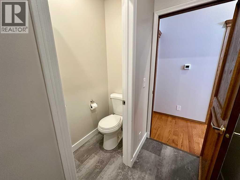 211 Canyon Boulevard W, Lethbridge, Alberta  T1K 6V1 - Photo 15 - A2279135