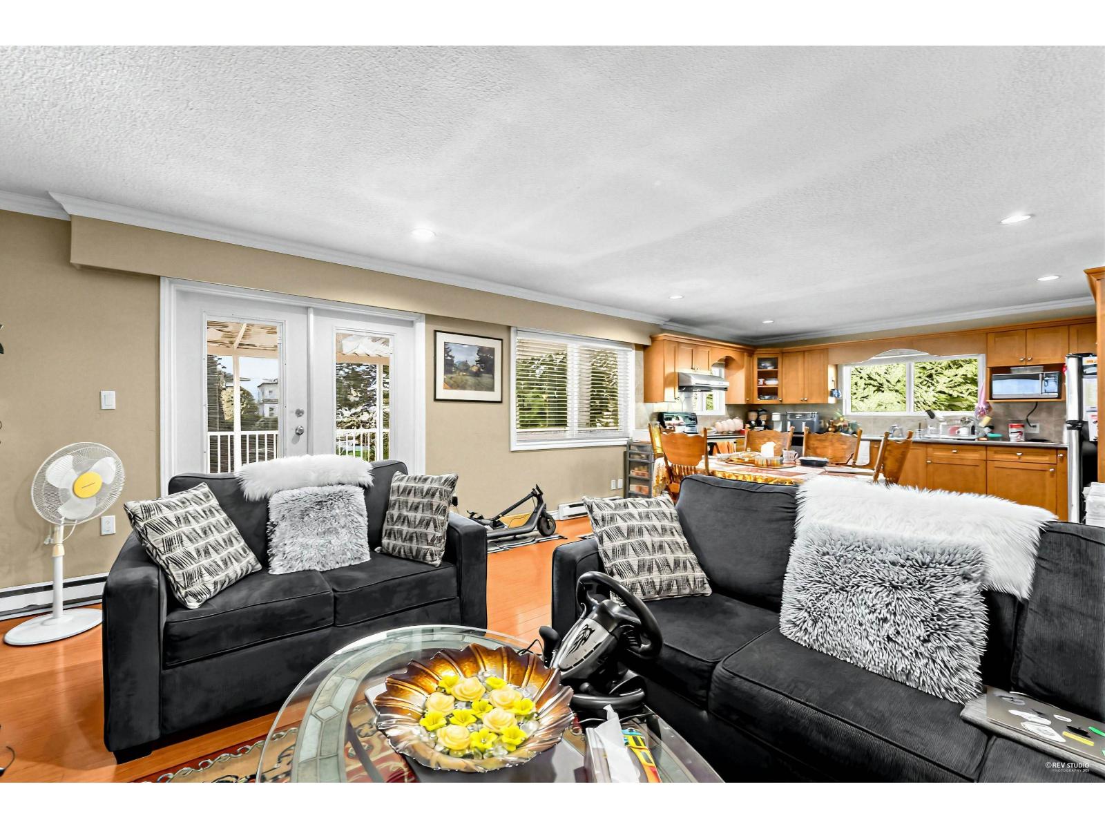 14136 59a Avenue, Surrey, British Columbia V3X 1C7 - Photo 8 - R3082198