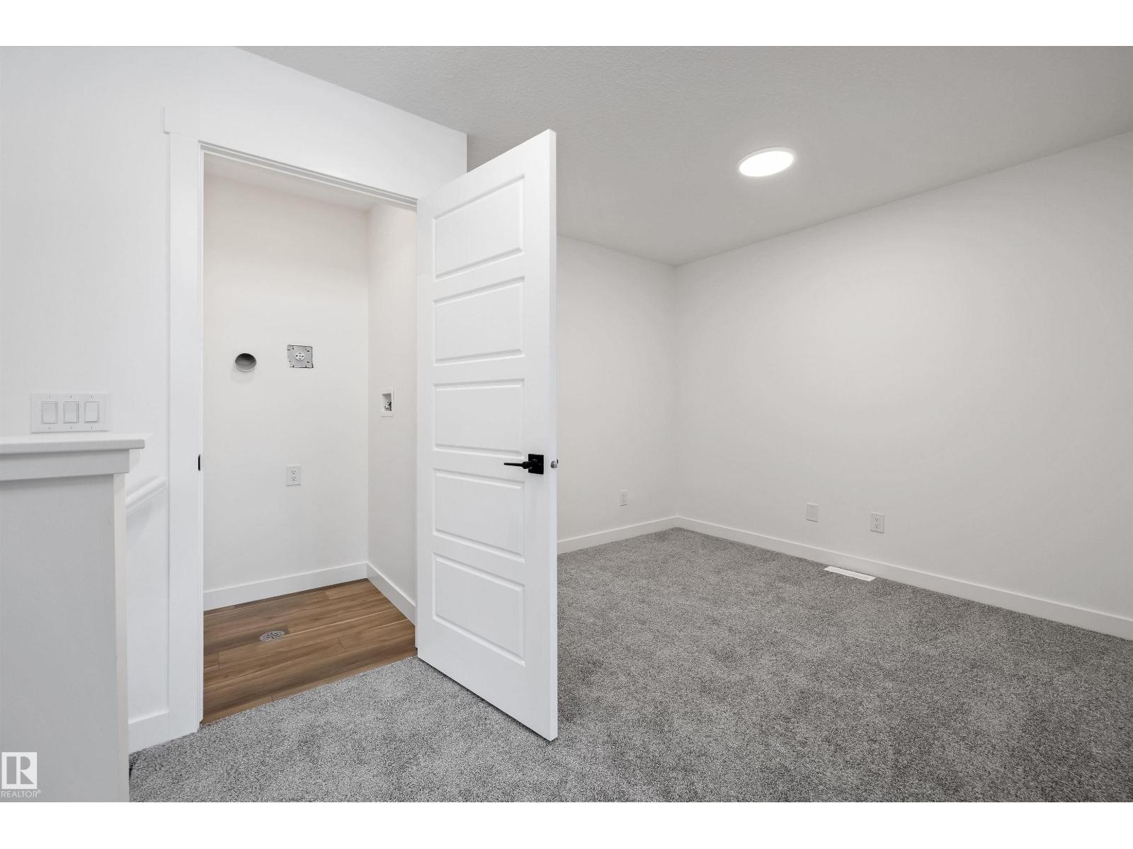 917 19 Av Nw, Edmonton, Alberta  T6T 2X4 - Photo 41 - E4470954