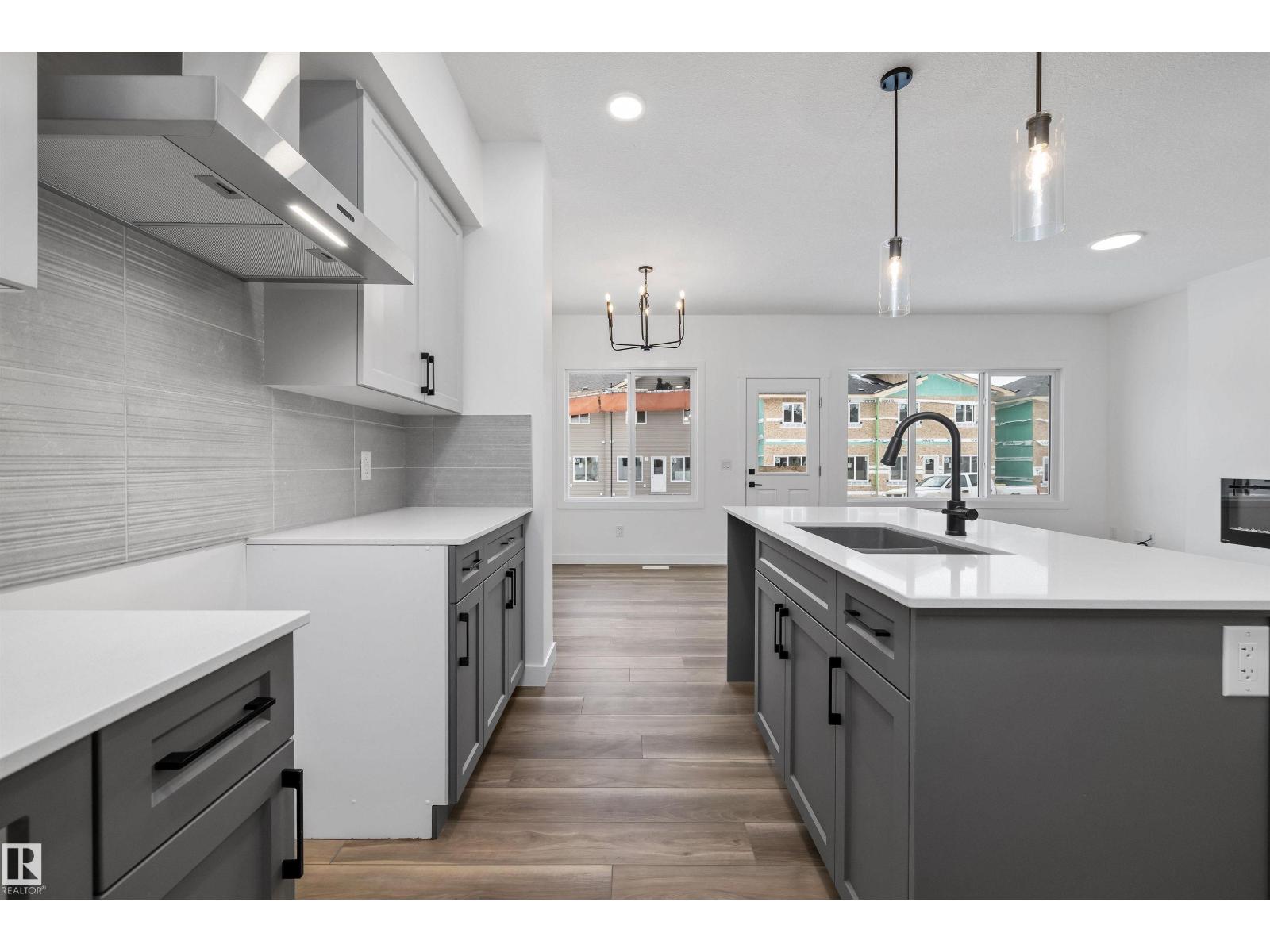 917 19 Av Nw, Edmonton, Alberta  T6T 2X4 - Photo 12 - E4470954