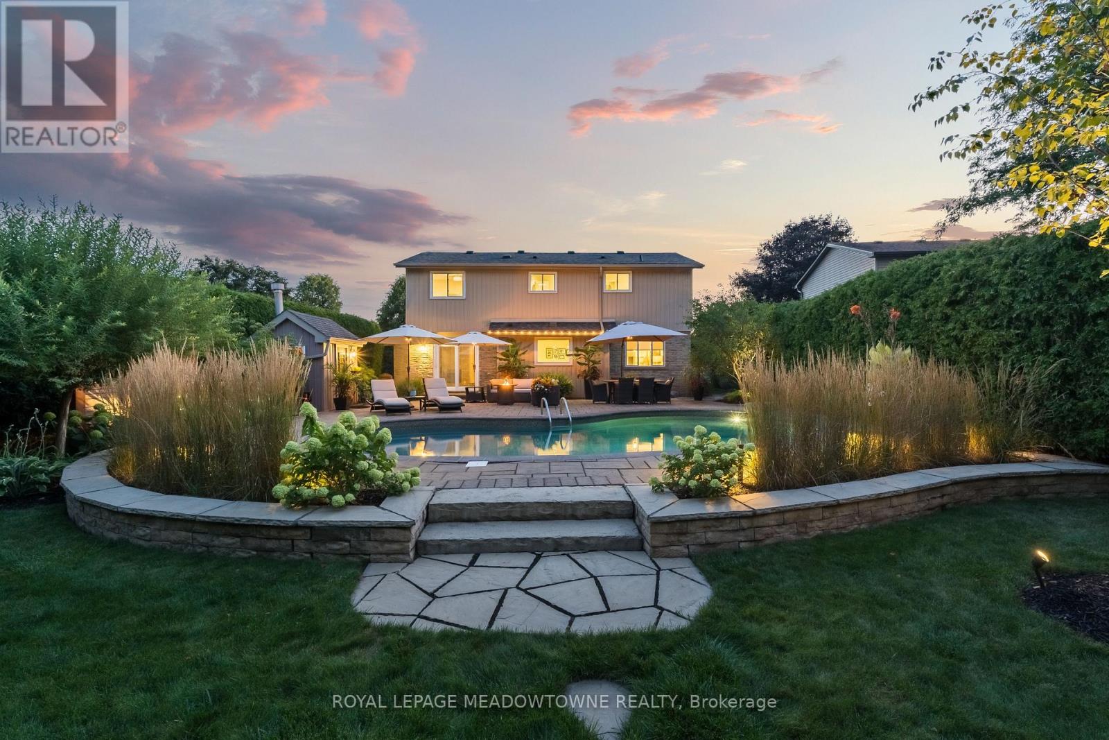 25 Hillside Drive, Halton Hills, Ontario  L7G 4W2 - Photo 45 - W12731696