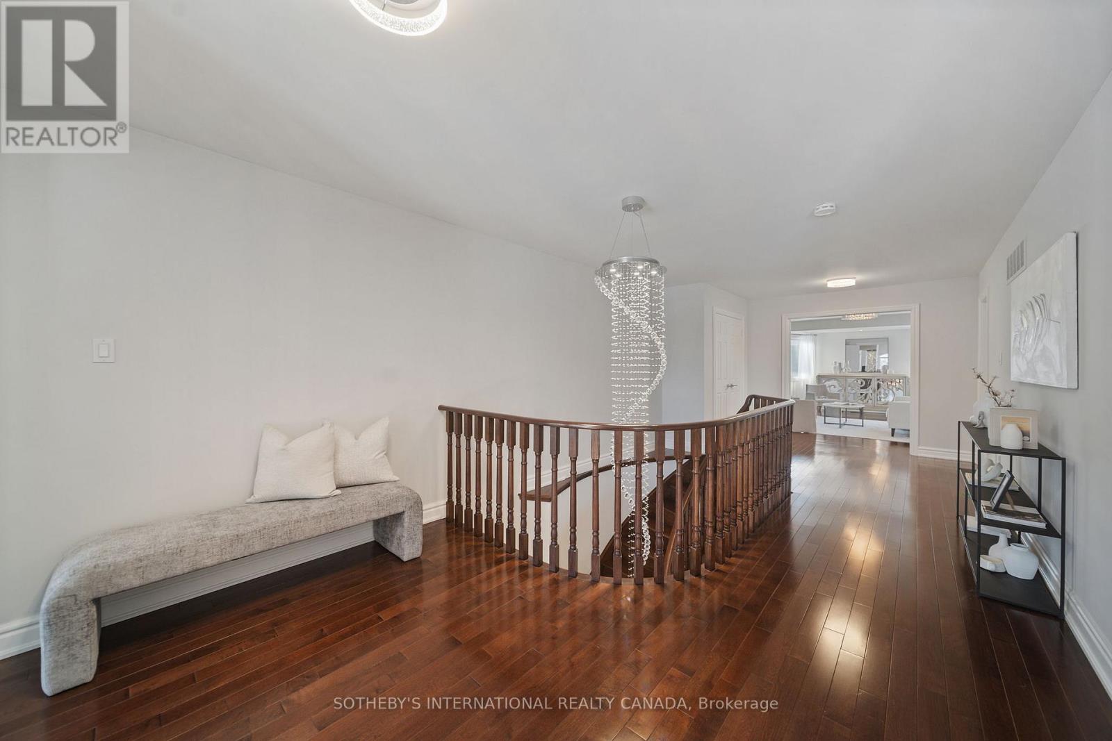 1939 Calgary Court, Mississauga, Ontario  L5H 4J1 - Photo 36 - W12731708