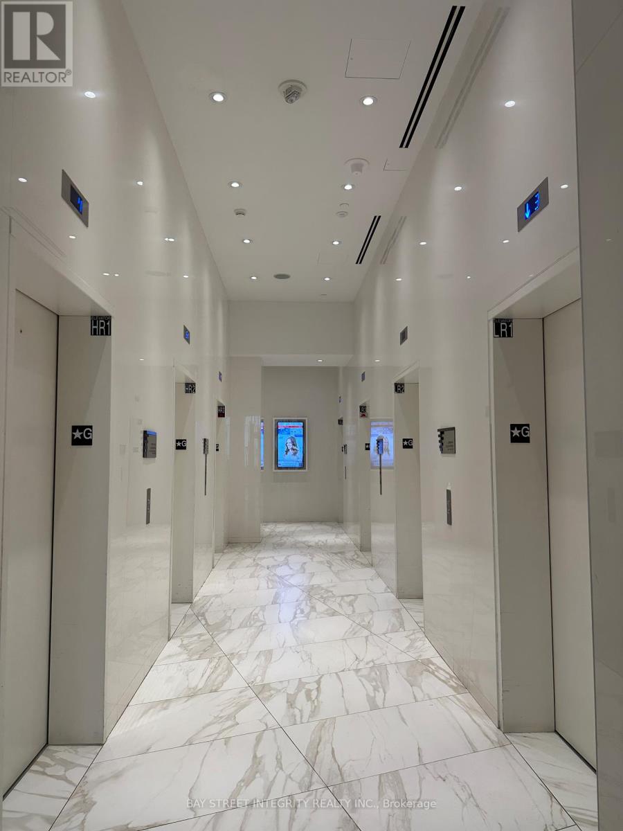 1508 - 3883 Quartz Road, Mississauga, Ontario  L5B 0M4 - Photo 4 - W12731714
