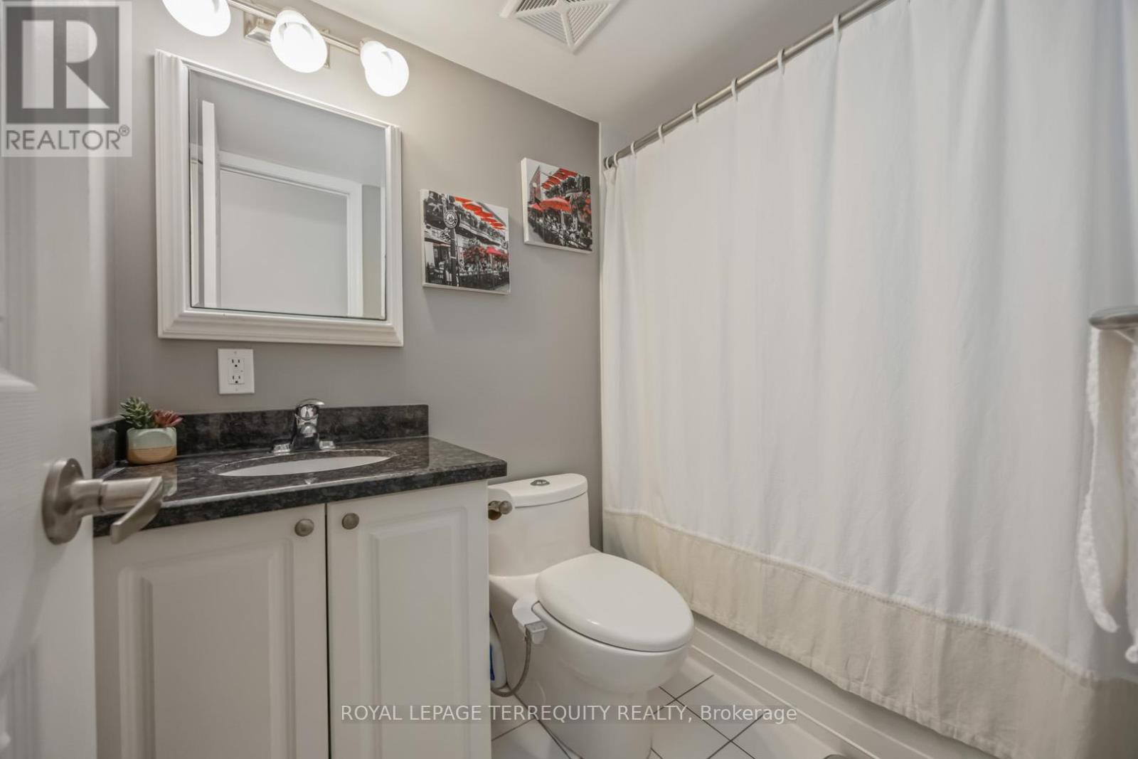 130 - 25 Turntable Crescent, Toronto, Ontario  M6H 4K8 - Photo 30 - W12731728