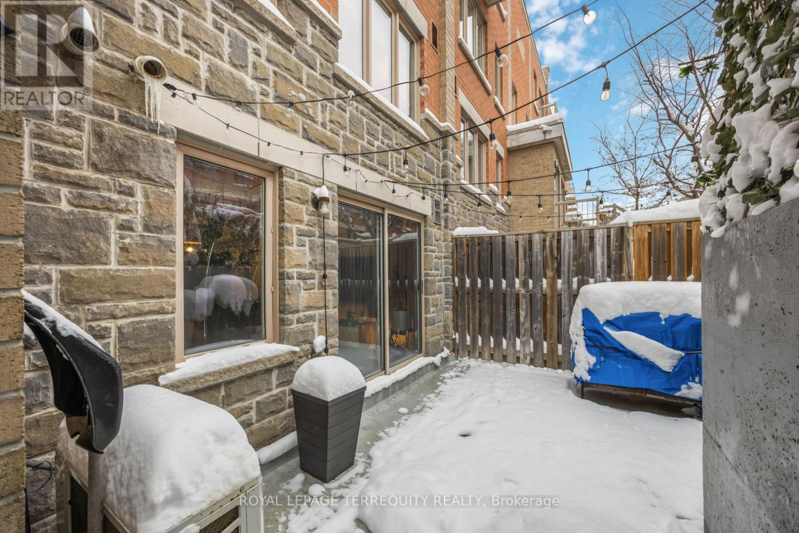 130 - 25 Turntable Crescent, Toronto, Ontario  M6H 4K8 - Photo 32 - W12731728