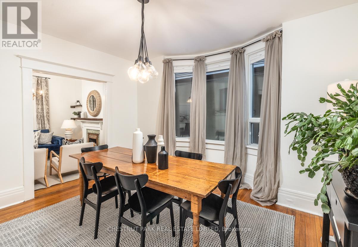 27 Radford Avenue, Toronto, Ontario  M6R 1Z5 - Photo 10 - W12731742