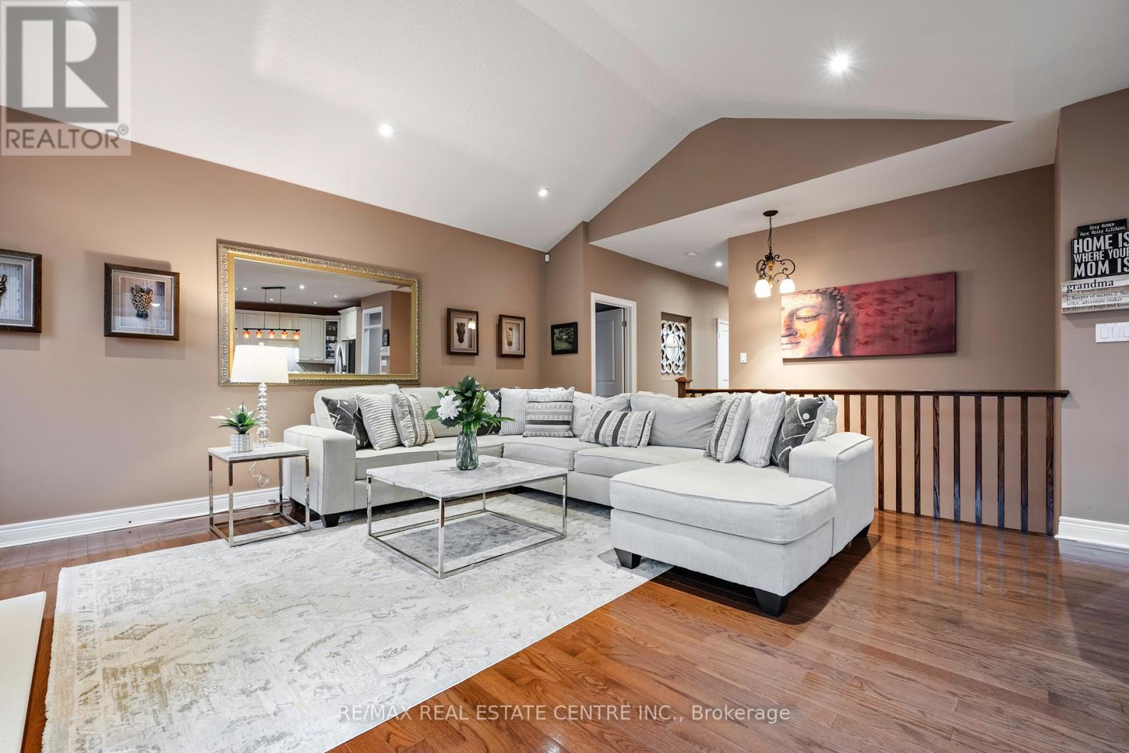 59 Young Court, Orangeville, Ontario  L9W 0A8 - Photo 6 - W12731744