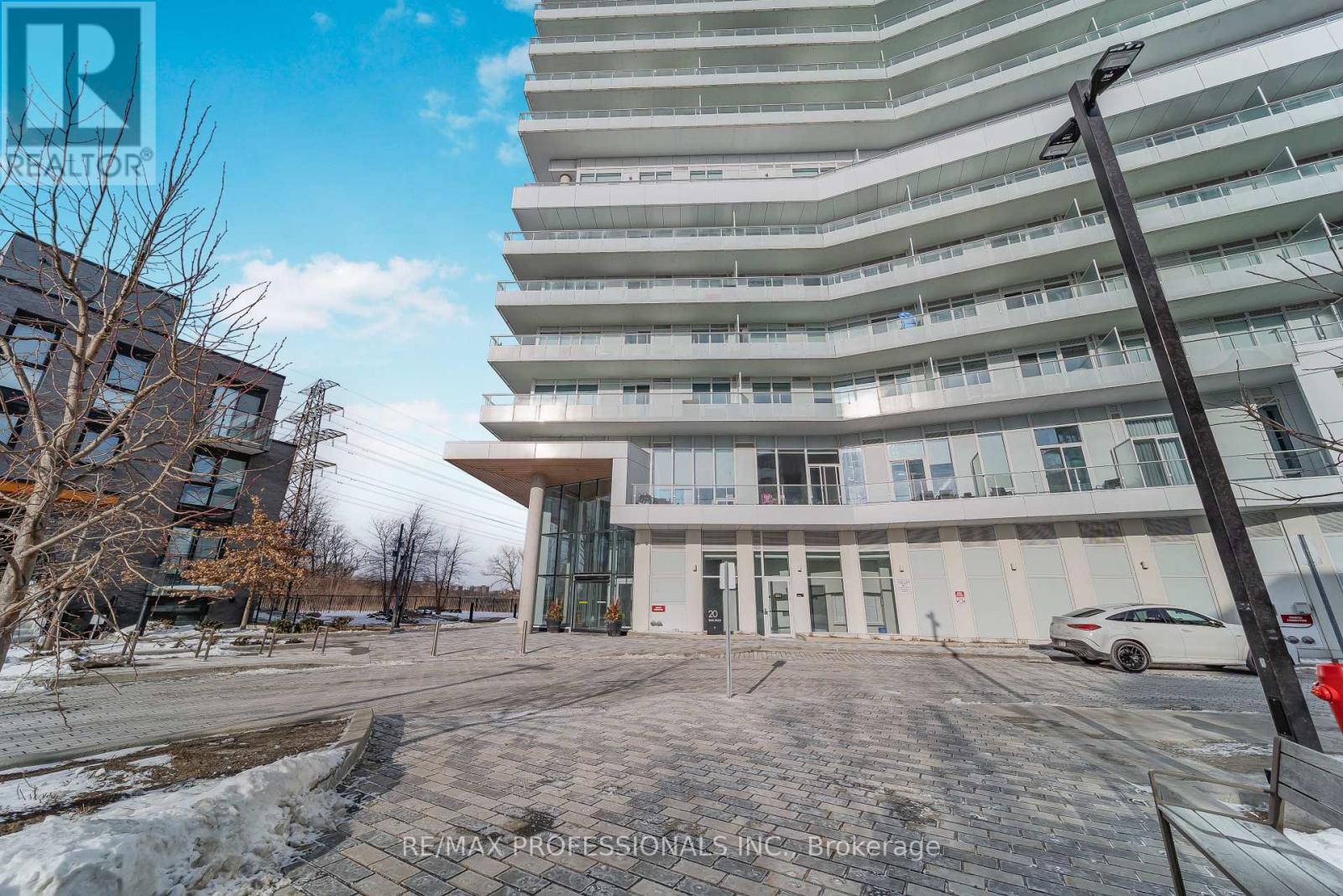 2005 - 20 Brin Drive, Toronto, Ontario  M8X 1Y6 - Photo 22 - W12731780