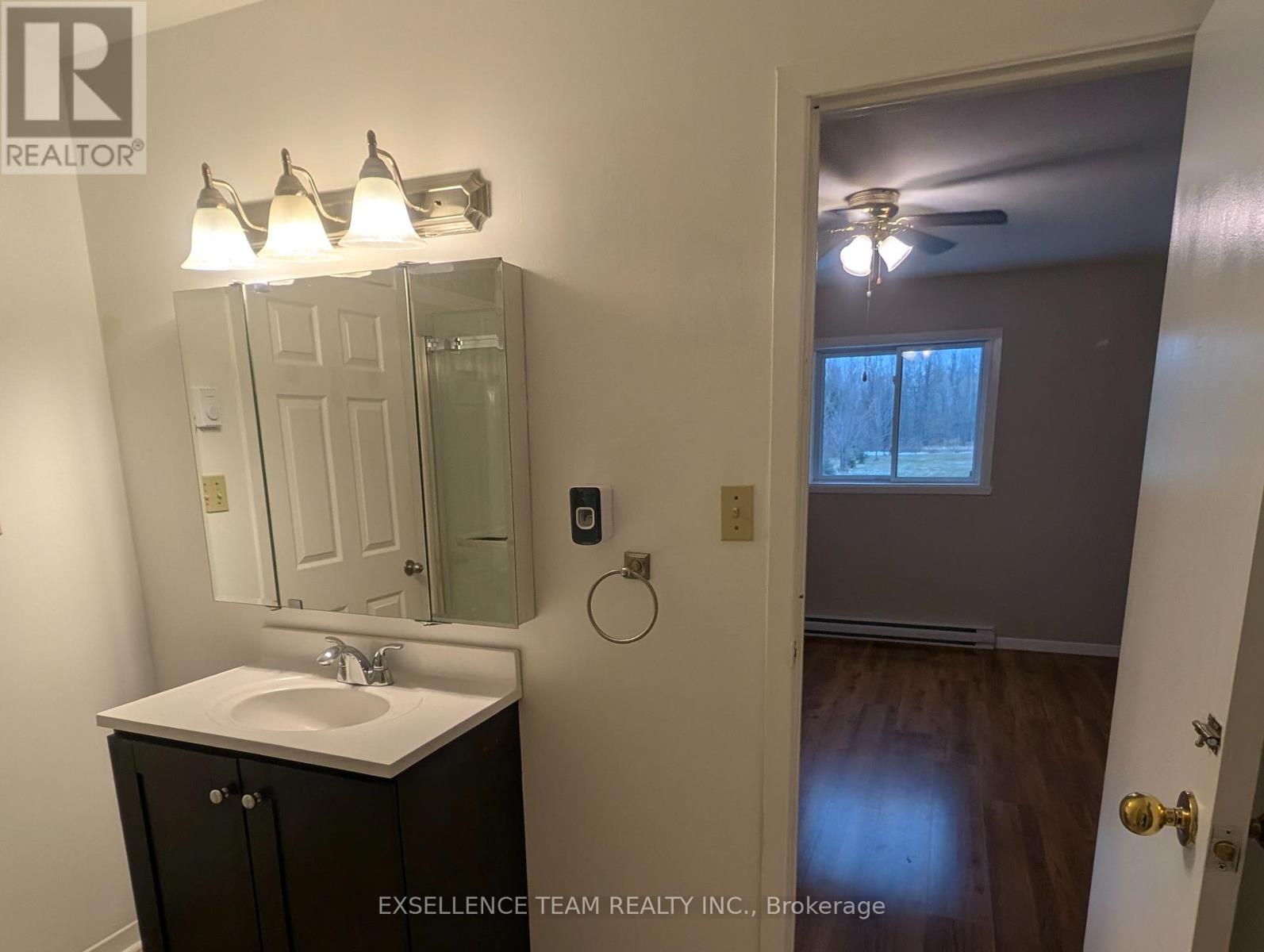 A&b - 2153 Pitt Street, Cornwall, Ontario  K6K 1A1 - Photo 13 - X12731996