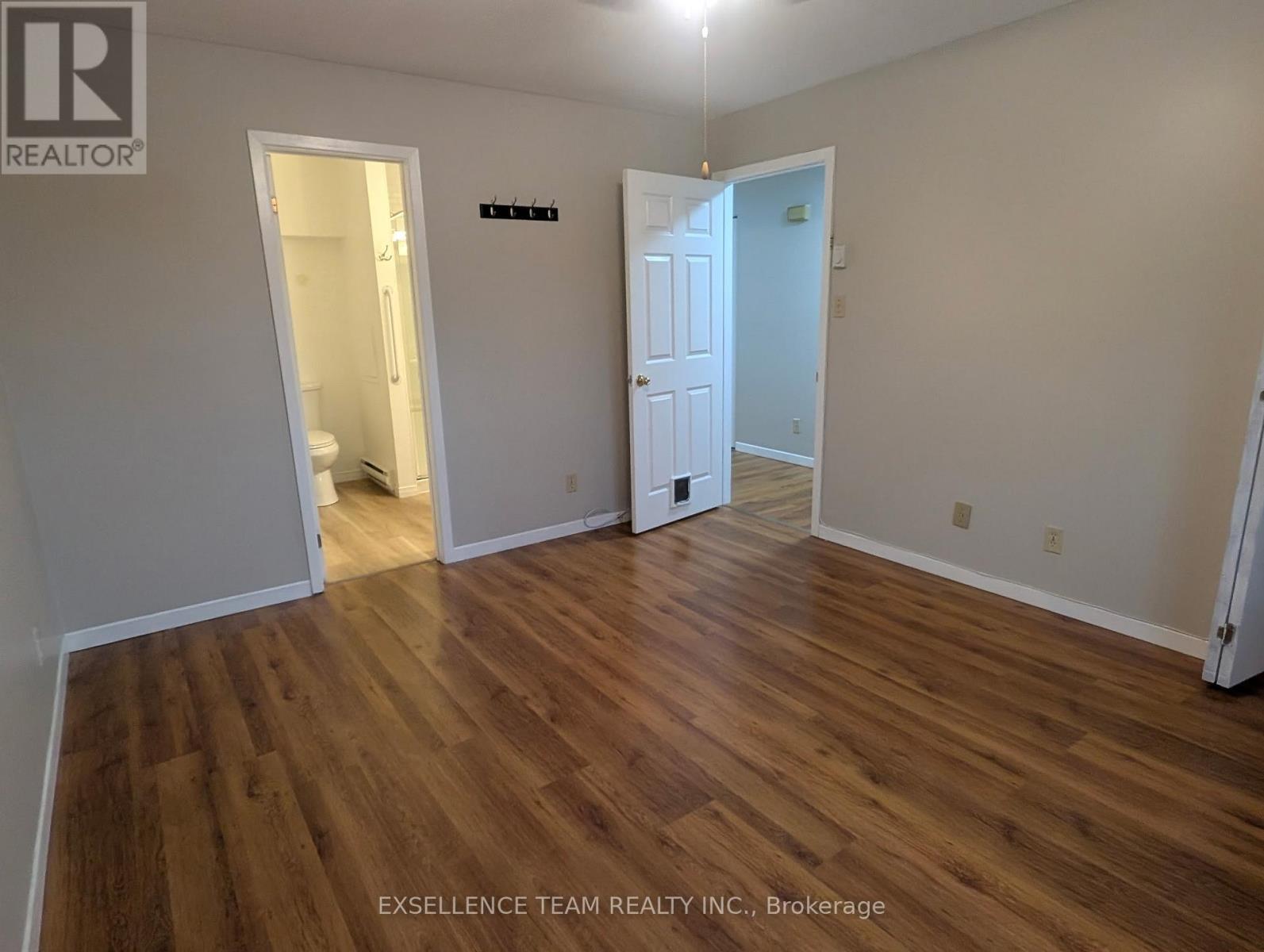 A&b - 2153 Pitt Street, Cornwall, Ontario  K6K 1A1 - Photo 9 - X12731996