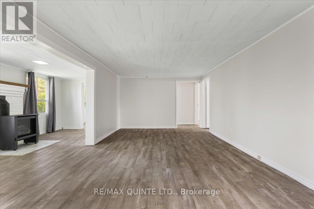 20 County Road 17, Prince Edward County, Ontario  K0K 2T0 - Photo 17 - X12223401