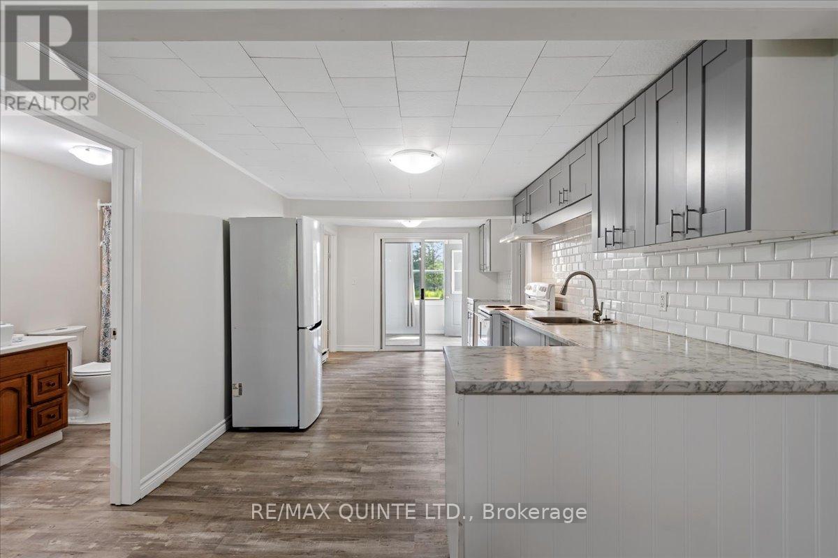 20 County Road 17, Prince Edward County, Ontario  K0K 2T0 - Photo 18 - X12223401