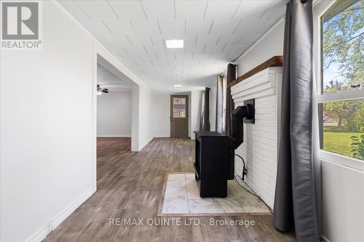 20 County Road 17, Prince Edward County, Ontario  K0K 2T0 - Photo 6 - X12223401